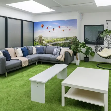 For Student Only King Square For Your Perfect Retreat * Bristol